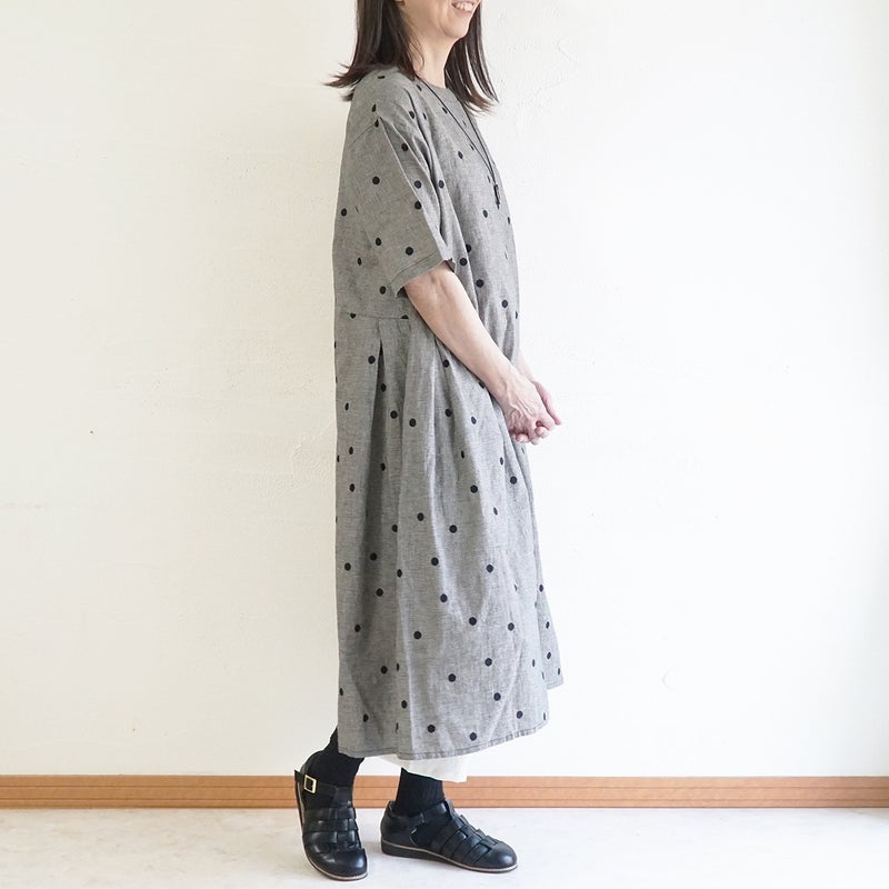 Branch m‘.,ブランチエム,ナチュラル,30代,40代,50代,60代,コットンリネン,ゆったり,ワンピース,2way,2wayワンピース,５分袖,シャツワンピース,綿麻,半袖,刺繍,ドット刺繍,刺繍ワンピース,ドット柄,ドットワンピース