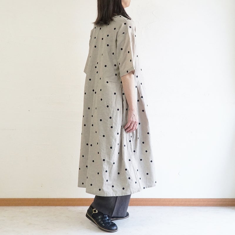 Branch m‘.,ブランチエム,ナチュラル,30代,40代,50代,60代,コットンリネン,ゆったり,ワンピース,2way,2wayワンピース,５分袖,シャツワンピース,綿麻,半袖,刺繍,ドット刺繍,刺繍ワンピース,ドット柄,ドットワンピース