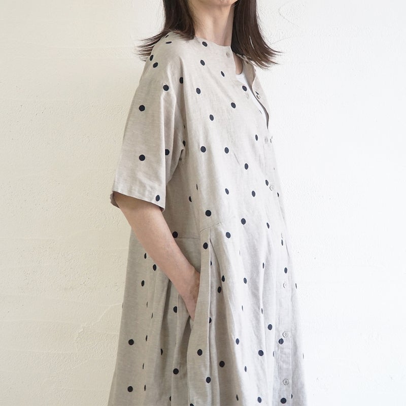 Branch m‘.,ブランチエム,ナチュラル,30代,40代,50代,60代,コットンリネン,ゆったり,ワンピース,2way,2wayワンピース,５分袖,シャツワンピース,綿麻,半袖,刺繍,ドット刺繍,刺繍ワンピース,ドット柄,ドットワンピース