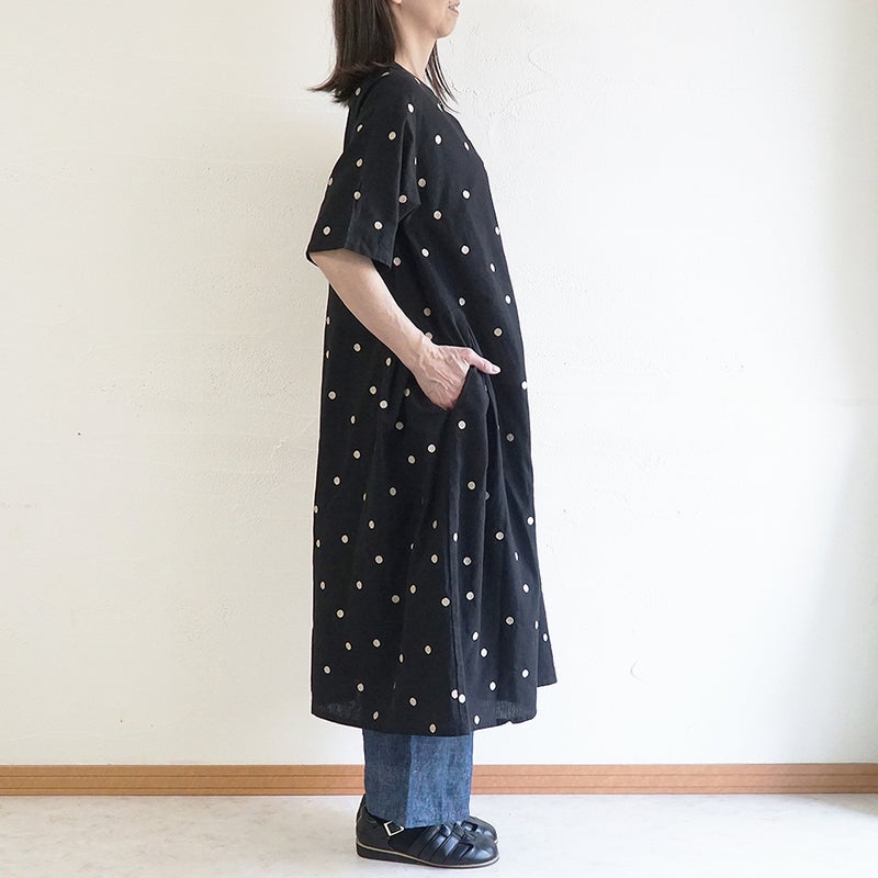 Branch m‘.,ブランチエム,ナチュラル,30代,40代,50代,60代,コットンリネン,ゆったり,ワンピース,2way,2wayワンピース,５分袖,シャツワンピース,綿麻,半袖,刺繍,ドット刺繍,刺繍ワンピース,ドット柄,ドットワンピース