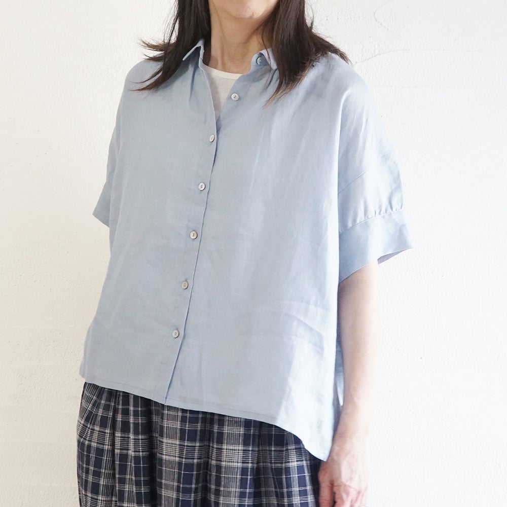 Branch m‘.,ブランチエム,ナチュラル,30代,40代,50代,60代,リネン,ゆったり,麻,ブラウス,リネンブラウス,カフスブラウス,衿,半袖ブラウス,半袖シャツ,リネンシャツ