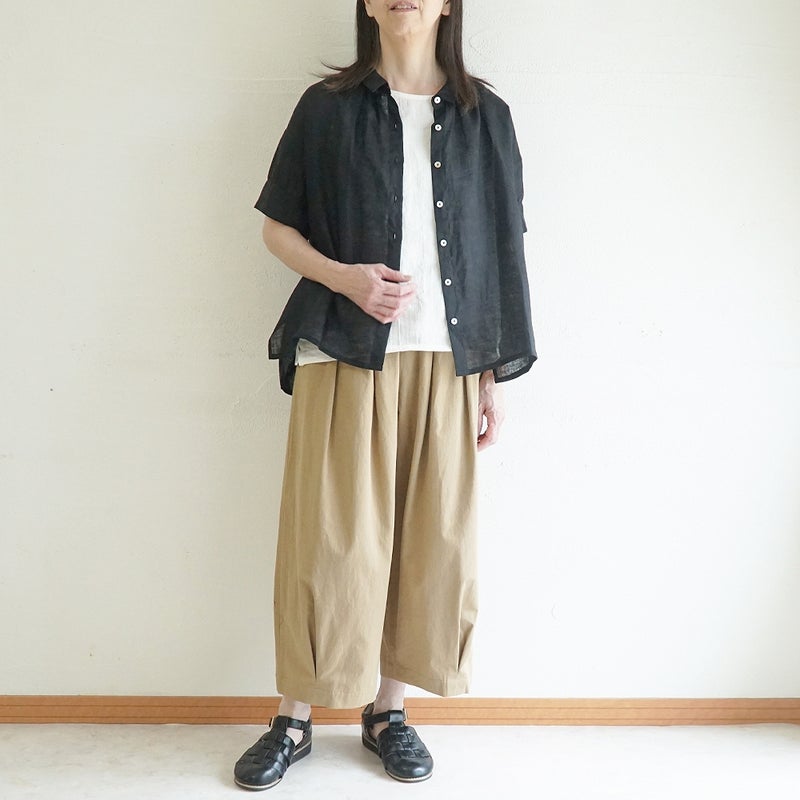 Branch m‘.,ブランチエム,ナチュラル,30代,40代,50代,60代,リネン,ゆったり,麻,ブラウス,リネンブラウス,カフスブラウス,衿,半袖ブラウス,半袖シャツ,リネンシャツ