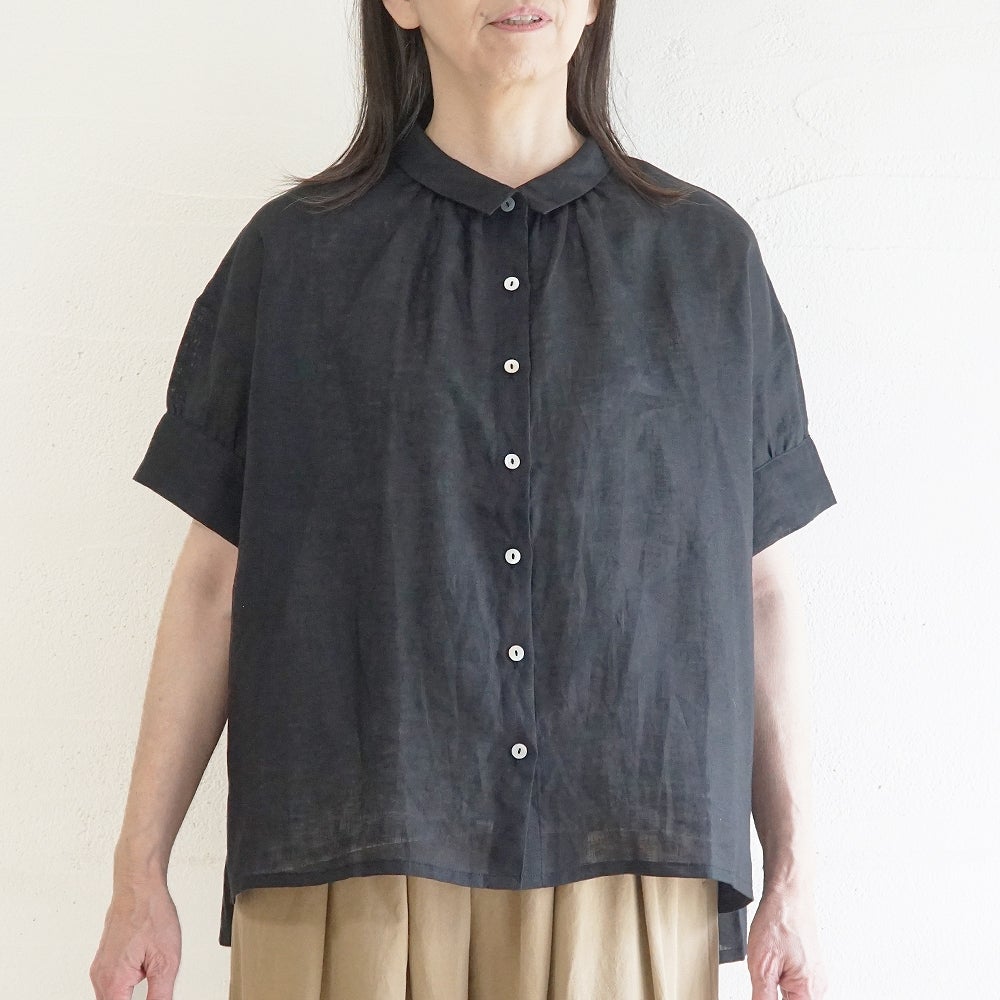 Branch m‘.,ブランチエム,ナチュラル,30代,40代,50代,60代,リネン,ゆったり,麻,ブラウス,リネンブラウス,カフスブラウス,衿,半袖ブラウス,半袖シャツ,リネンシャツ