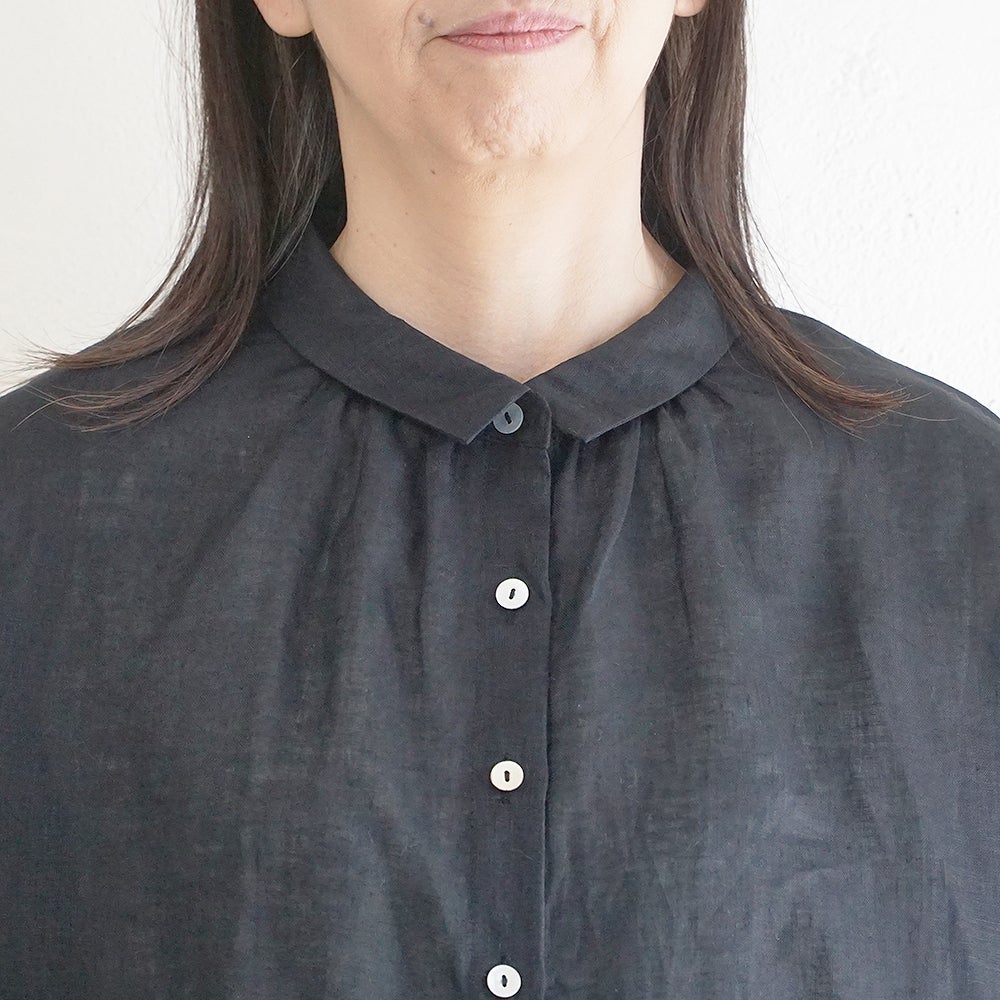 Branch m‘.,ブランチエム,ナチュラル,30代,40代,50代,60代,リネン,ゆったり,麻,ブラウス,リネンブラウス,カフスブラウス,衿,半袖ブラウス,半袖シャツ,リネンシャツ