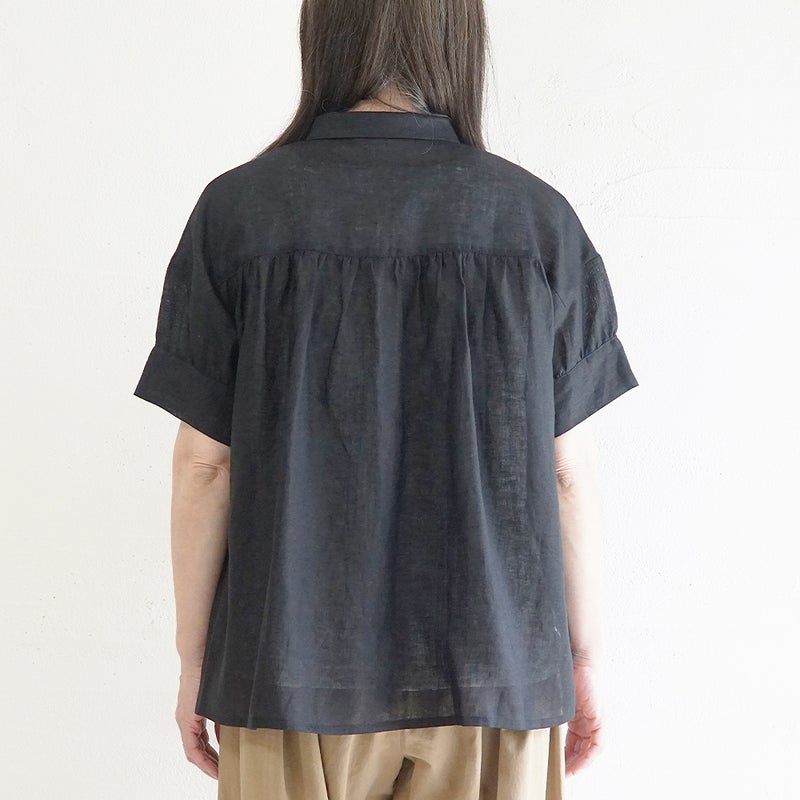 Branch m‘.,ブランチエム,ナチュラル,30代,40代,50代,60代,リネン,ゆったり,麻,ブラウス,リネンブラウス,カフスブラウス,衿,半袖ブラウス,半袖シャツ,リネンシャツ