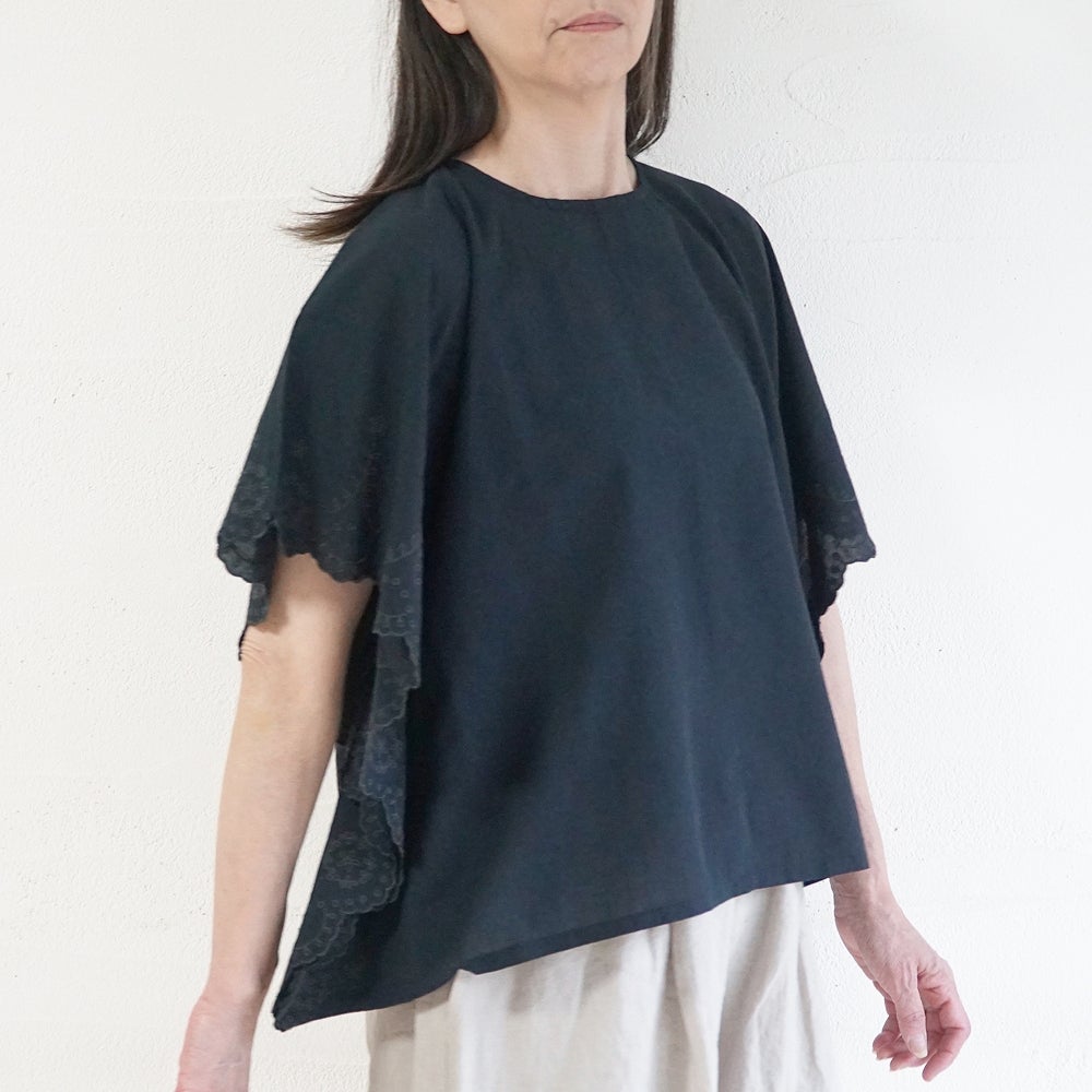 Branch m‘.,ブランチエム,ナチュラル,30代,40代,50代,60代,コットンリネン,綿麻,ゆったり,ブラウス,ワイドブラウス,刺繍,刺繍ブラウス
