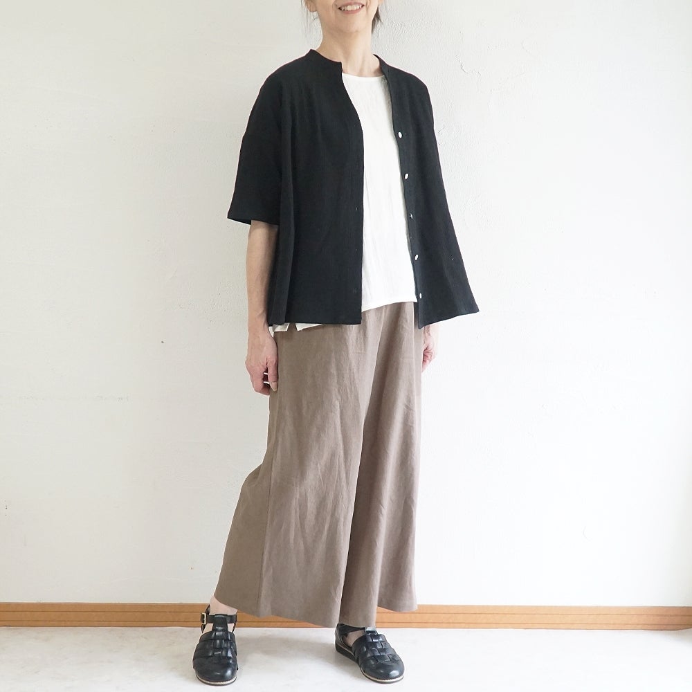 Branch m‘.,ブランチエム,ナチュラル,30代,40代,50代,60代,コットン,綿,ゆったり,ブラウス,半袖,シャツ,シャツブラウス,半袖シャツ,半袖ブラウス,キーネック,キーネックブラウス,キーネックシャツ,高島ちぢみ,楊柳,セットアップ