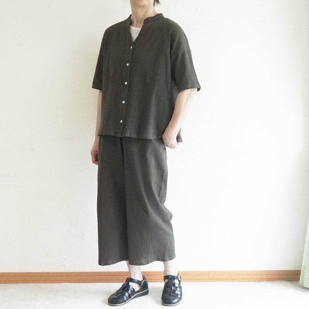 Branch m‘.,ブランチエム,ナチュラル,30代,40代,50代,60代,コットン,綿,ゆったり,ブラウス,半袖,シャツ,シャツブラウス,半袖シャツ,半袖ブラウス,キーネック,キーネックブラウス,キーネックシャツ,高島ちぢみ,楊柳,セットアップ
