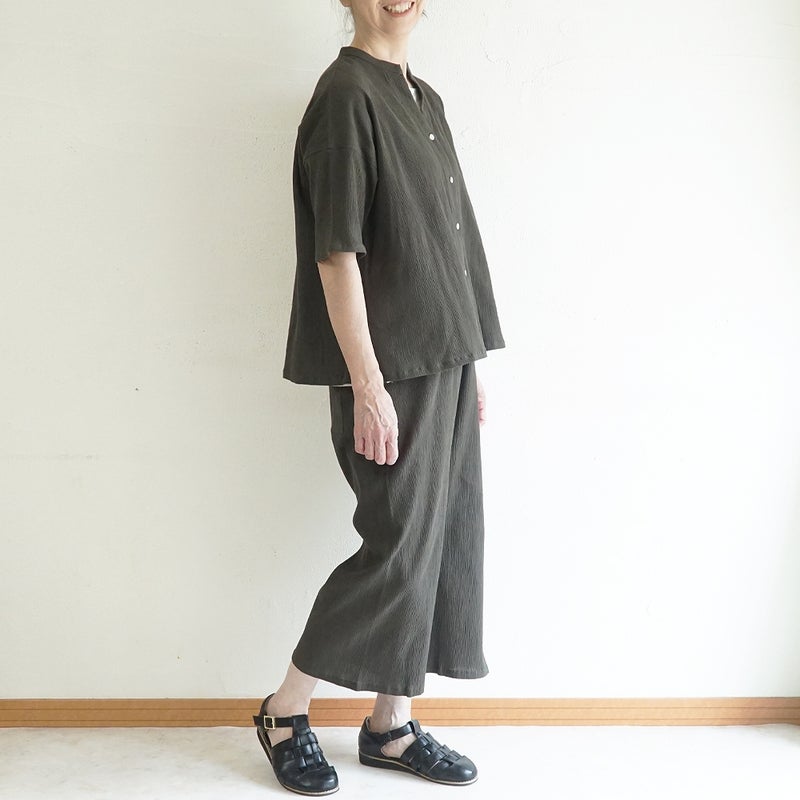 Branch m‘.,ブランチエム,ナチュラル,30代,40代,50代,60代,コットン,綿,ゆったり,ブラウス,半袖,シャツ,シャツブラウス,半袖シャツ,半袖ブラウス,キーネック,キーネックブラウス,キーネックシャツ,高島ちぢみ,楊柳,セットアップ