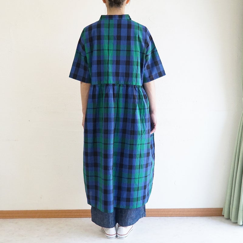 Branch m‘.,ブランチエム,ナチュラル,30代,40代,50代,60代,コットン,綿,ゆったり,ワンピース,開襟ワンピース,フレアワンピース