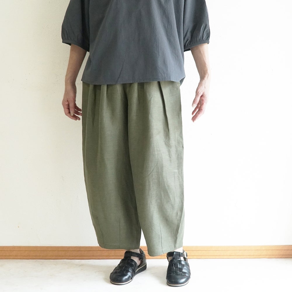 Branch m‘.,ブランチエム,ナチュラル,30代,40代,50代,60代,リネン,麻, ,ゆったり,ワイドパンツ,リネンワイドパンツ,リネンパンツ,パンツ,タックパンツ,フィグパンツ,コクーンパンツ