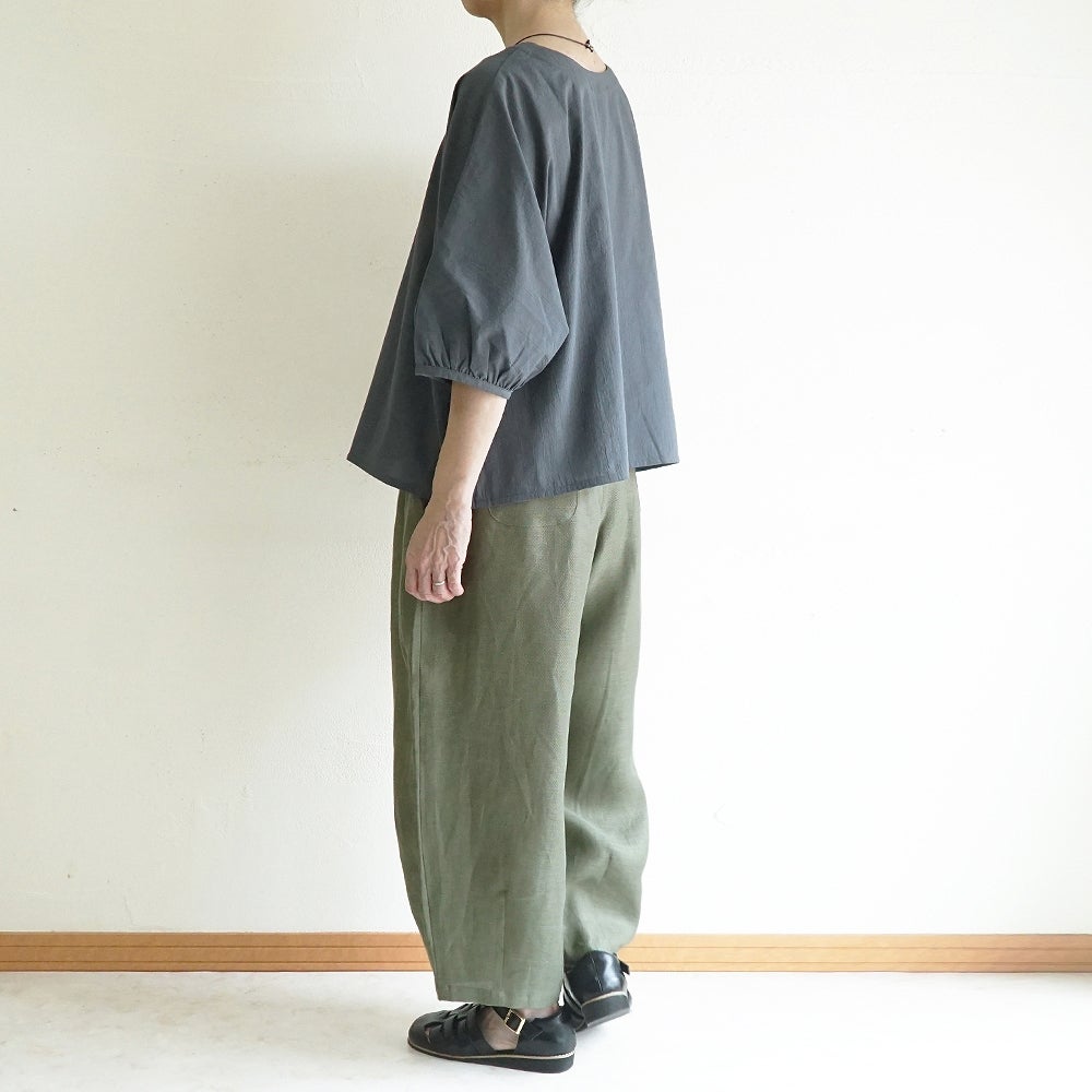 Branch m‘.,ブランチエム,ナチュラル,30代,40代,50代,60代,リネン,麻, ,ゆったり,ワイドパンツ,リネンワイドパンツ,リネンパンツ,パンツ,タックパンツ,フィグパンツ,コクーンパンツ