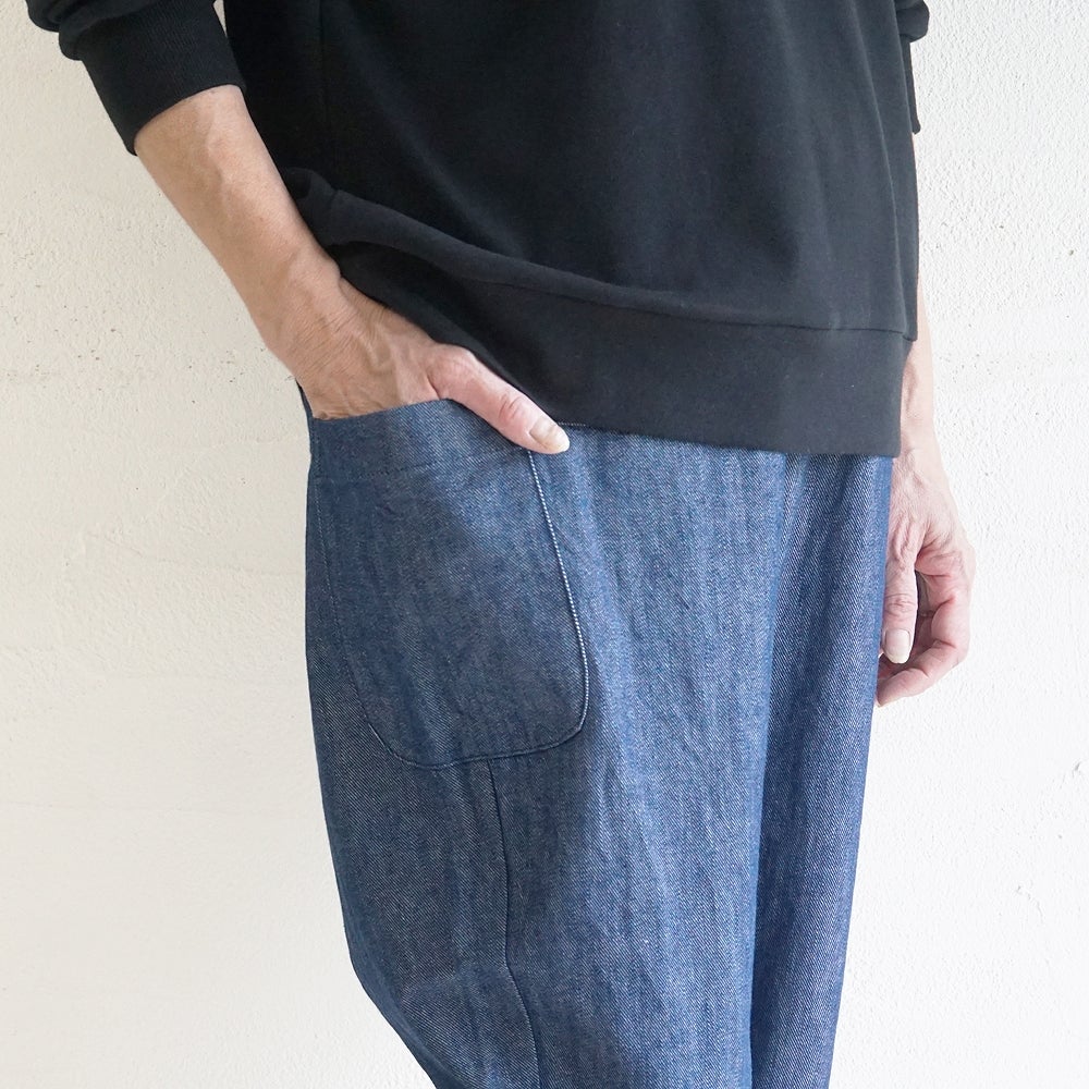 Branch m‘.,ブランチエム,ナチュラル,30代,40代,50代,60代,コットン,綿,ゆったり,パンツ,デニム,デニムパンツ,テーパードパンツ,デニムテーパードパンツ,サイドポケット,サイドポケットパンツ