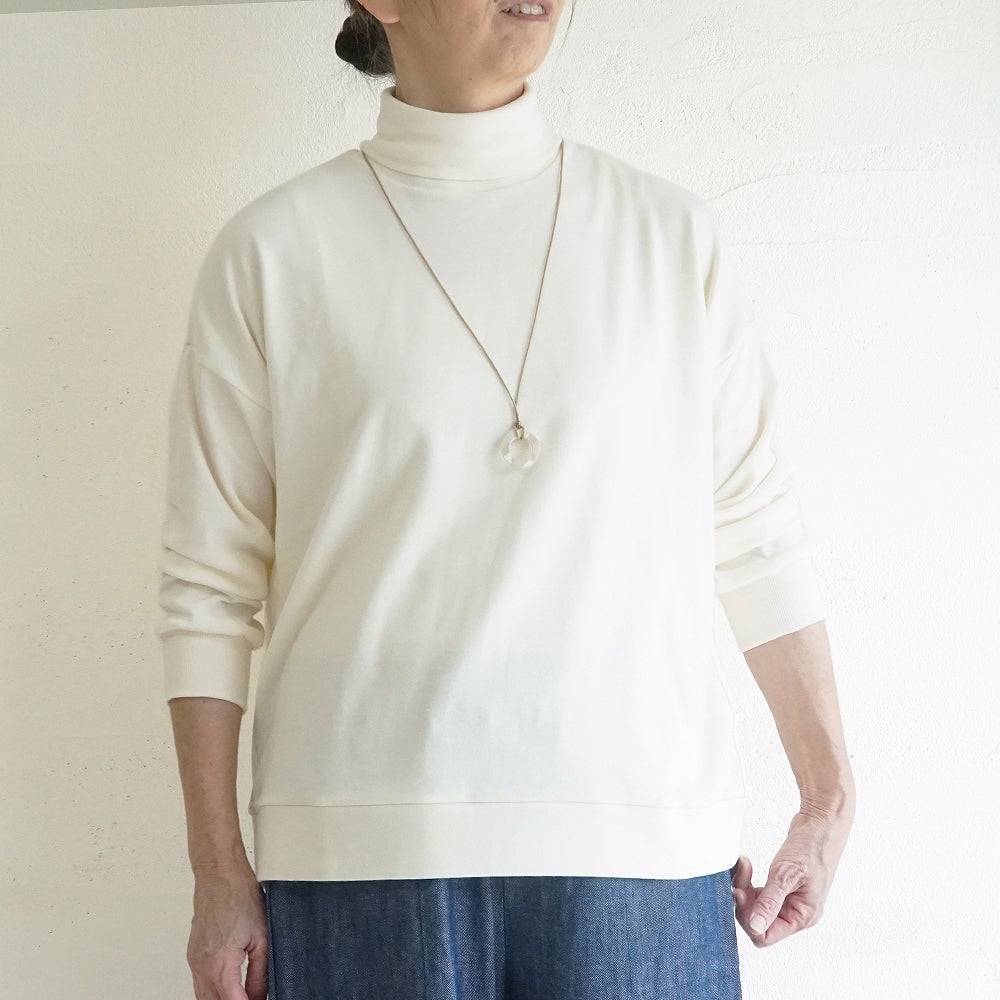 Branch m‘.,ブランチエム,ナチュラル,30代,40代,50代,60代,コットン,綿,ゆったり,Tシャツ,カットソー,ロンT,プルオーバー,スウェット,長袖,タートルネック,タートルネックプルオーバー