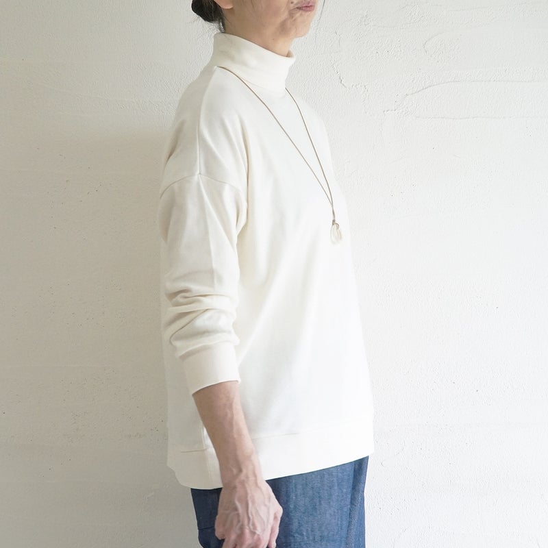 Branch m‘.,ブランチエム,ナチュラル,30代,40代,50代,60代,コットン,綿,ゆったり,Tシャツ,カットソー,ロンT,プルオーバー,スウェット,長袖,タートルネック,タートルネックプルオーバー