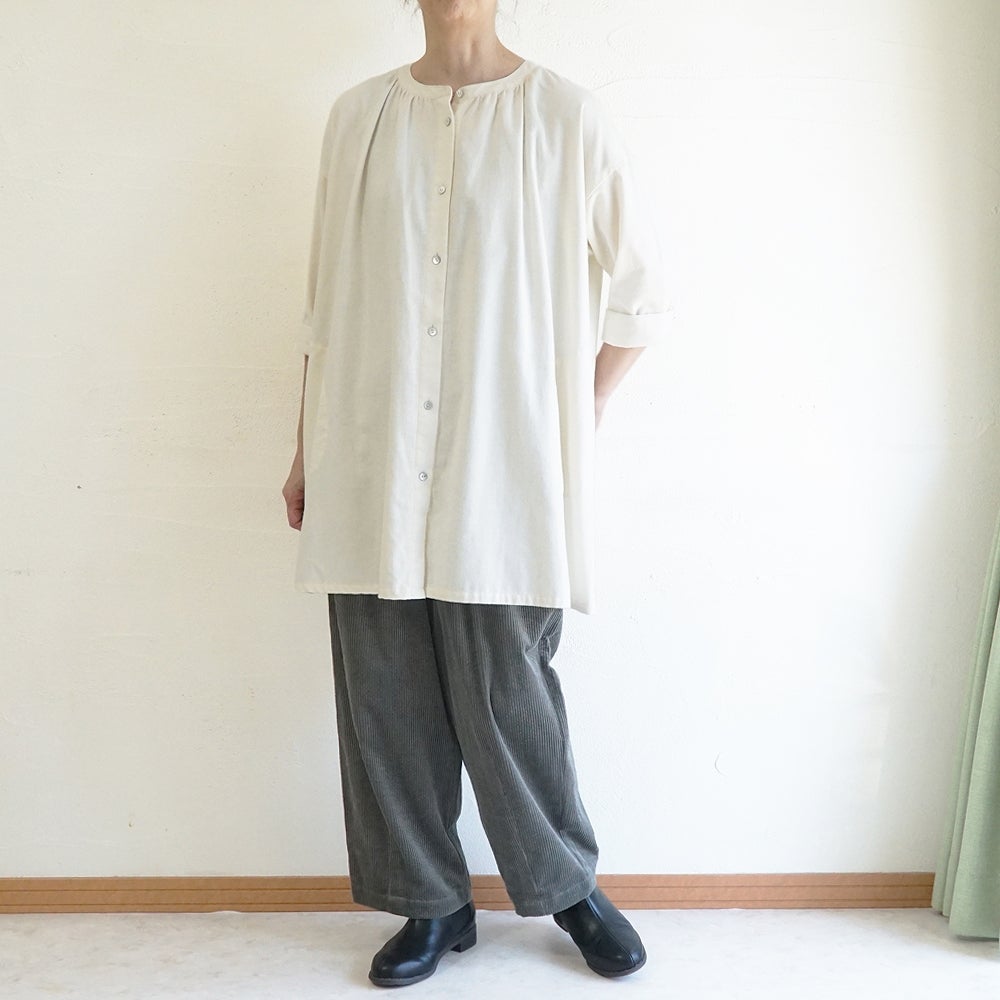 Branch m‘.,ブランチエム,ナチュラル,30代,40代,50代,60代,コットン,ゆったり,綿,ブラウス,シャツ,チュニック,チュニックブラウス,ギャザーブラウス,ギャザーチュニック,羽織