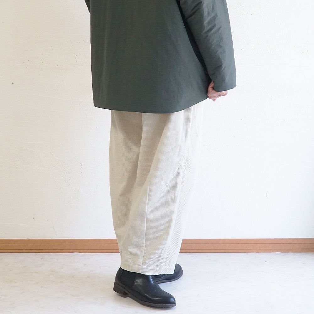 Branch m‘.,ブランチエム,ナチュラル,30代,40代,50代,60代,コットン,綿,ゆったり,ワイドパンツ,コクーンパンツ,コーデュロイパンツ,コーデュロイ,パンツ,バルーンパンツ,サッカーコール