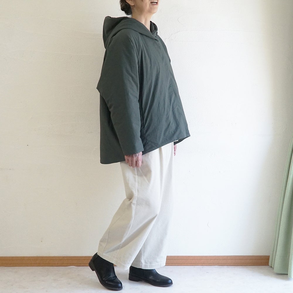 Branch m‘.,ブランチエム,ナチュラル,30代,40代,50代,60代,コットン,綿,ゆったり,ワイドパンツ,コクーンパンツ,コーデュロイパンツ,コーデュロイ,パンツ,バルーンパンツ,サッカーコール