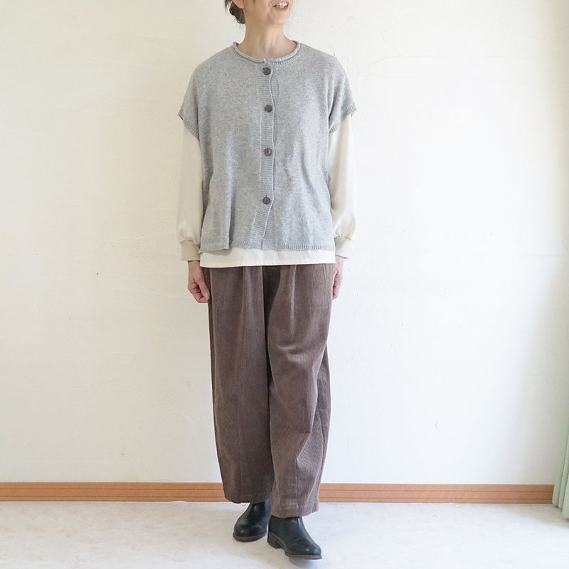 Branch m‘.,ブランチエム,ナチュラル,30代,40代,50代,60代,コットン,綿,ゆったり,ワイドパンツ,コクーンパンツ,コーデュロイパンツ,コーデュロイ,パンツ,バルーンパンツ,サッカーコール