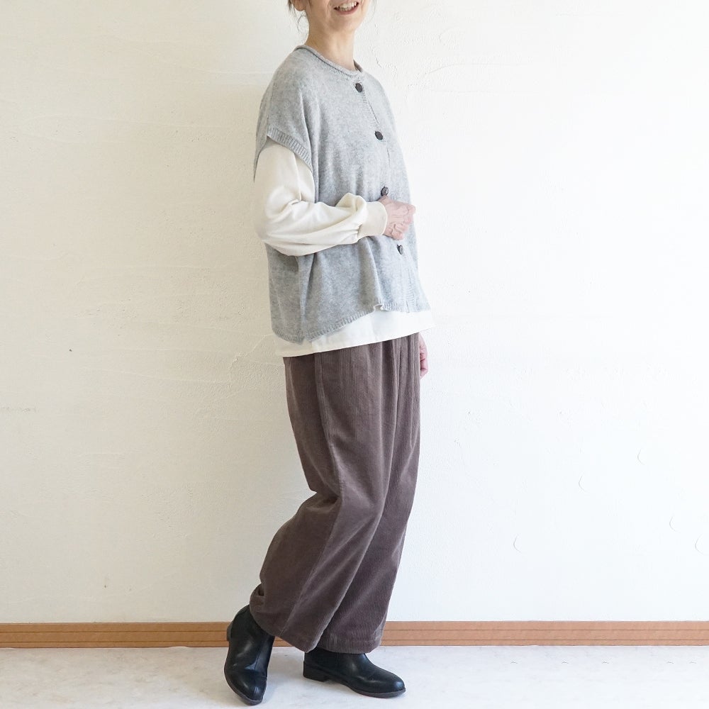 Branch m‘.,ブランチエム,ナチュラル,30代,40代,50代,60代,コットン,綿,ゆったり,ワイドパンツ,コクーンパンツ,コーデュロイパンツ,コーデュロイ,パンツ,バルーンパンツ,サッカーコール