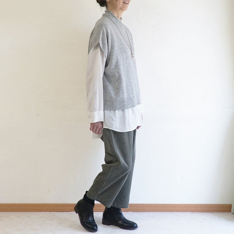 Branch m‘.,ブランチエム,ナチュラル,30代,40代,50代,60代,コットン,綿,ゆったり,テーパード,テーパードパンツ,コーデュロイパンツ,コーデュロイ,パンツ,サッカーコール