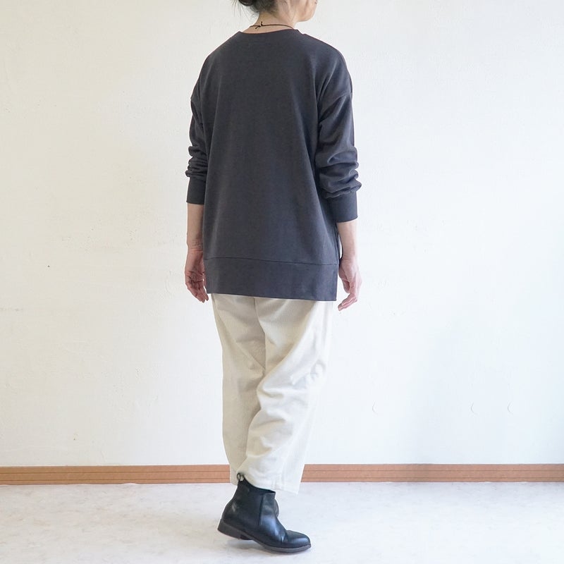 Branch m‘.,ブランチエム,ナチュラル,30代,40代,50代,60代,コットン,綿,ゆったり,テーパード,テーパードパンツ,コーデュロイパンツ,コーデュロイ,パンツ,サッカーコール