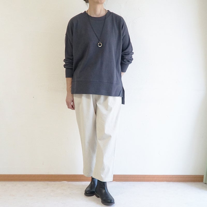 Branch m‘.,ブランチエム,ナチュラル,30代,40代,50代,60代,コットン,綿,ゆったり,テーパード,テーパードパンツ,コーデュロイパンツ,コーデュロイ,パンツ,サッカーコール