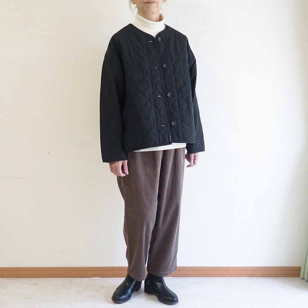 Branch m‘.,ブランチエム,ナチュラル,30代,40代,50代,60代,コットン,綿,ゆったり,テーパード,テーパードパンツ,コーデュロイパンツ,コーデュロイ,パンツ,サッカーコール