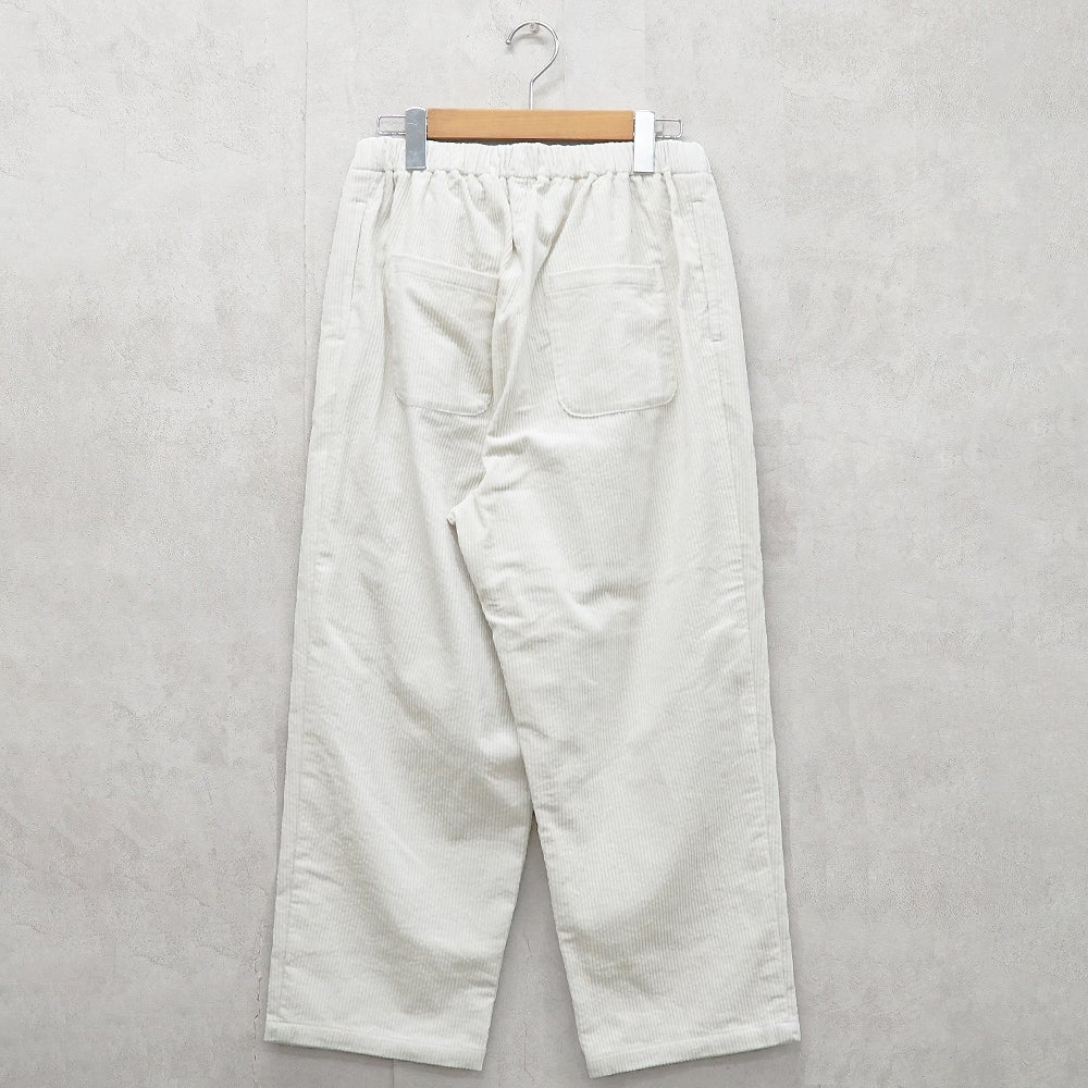 Branch m‘.,ブランチエム,ナチュラル,30代,40代,50代,60代,コットン,綿,ゆったり,テーパード,テーパードパンツ,コーデュロイパンツ,コーデュロイ,パンツ,サッカーコール