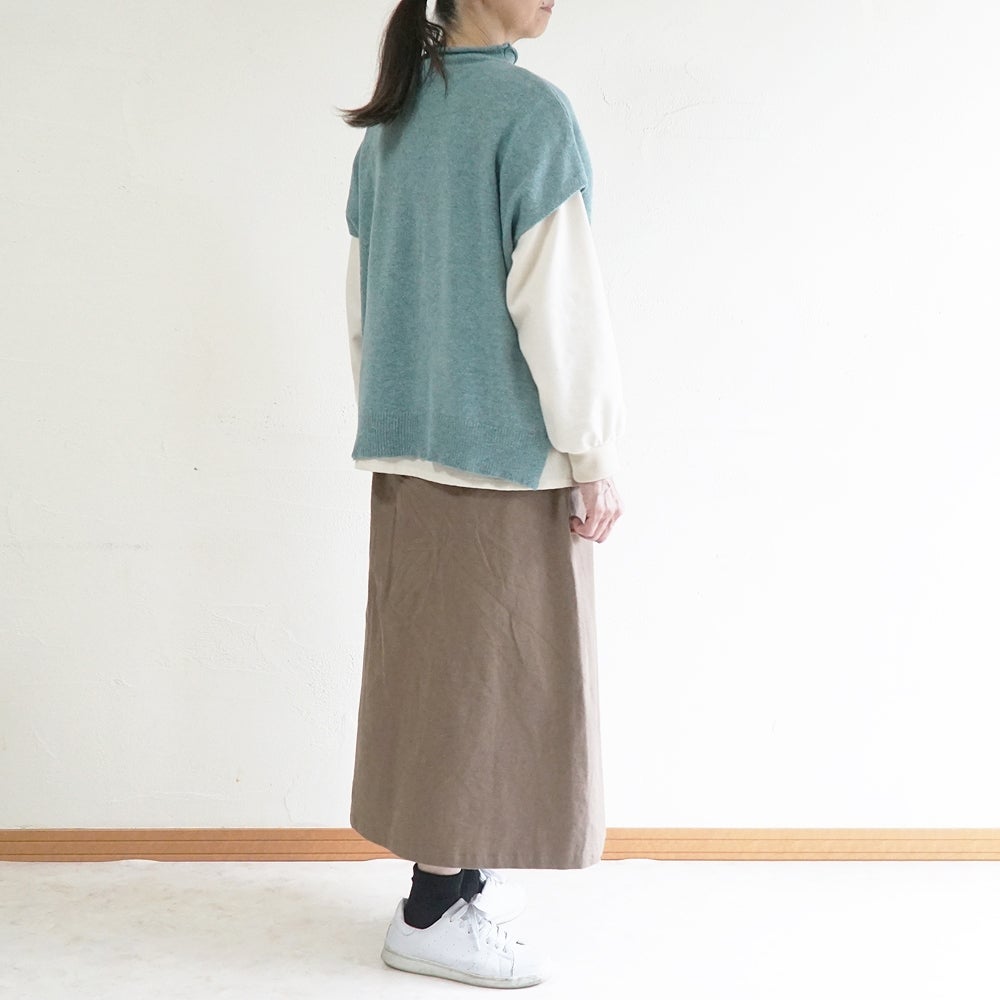 Branch m‘.,ブランチエム,ナチュラル,30代,40代,50代,60代,ウール,綿,ゆったり,ニット,ベスト,ニットベスト,ボトルネック,ボトルネックベスト,ハイネック,ハイネックベスト,