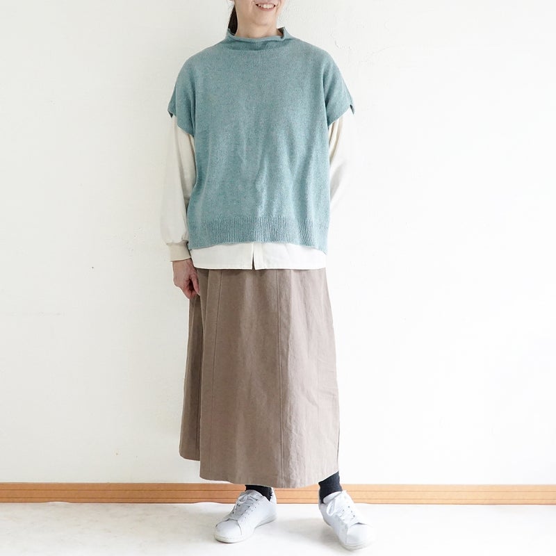 Branch m‘.,ブランチエム,ナチュラル,30代,40代,50代,60代,ウール,綿,ゆったり,ニット,ベスト,ニットベスト,ボトルネック,ボトルネックベスト,ハイネック,ハイネックベスト,
