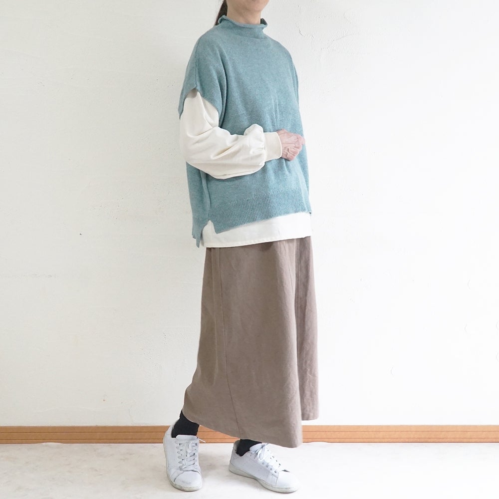 Branch m‘.,ブランチエム,ナチュラル,30代,40代,50代,60代,ウール,綿,ゆったり,ニット,ベスト,ニットベスト,ボトルネック,ボトルネックベスト,ハイネック,ハイネックベスト,
