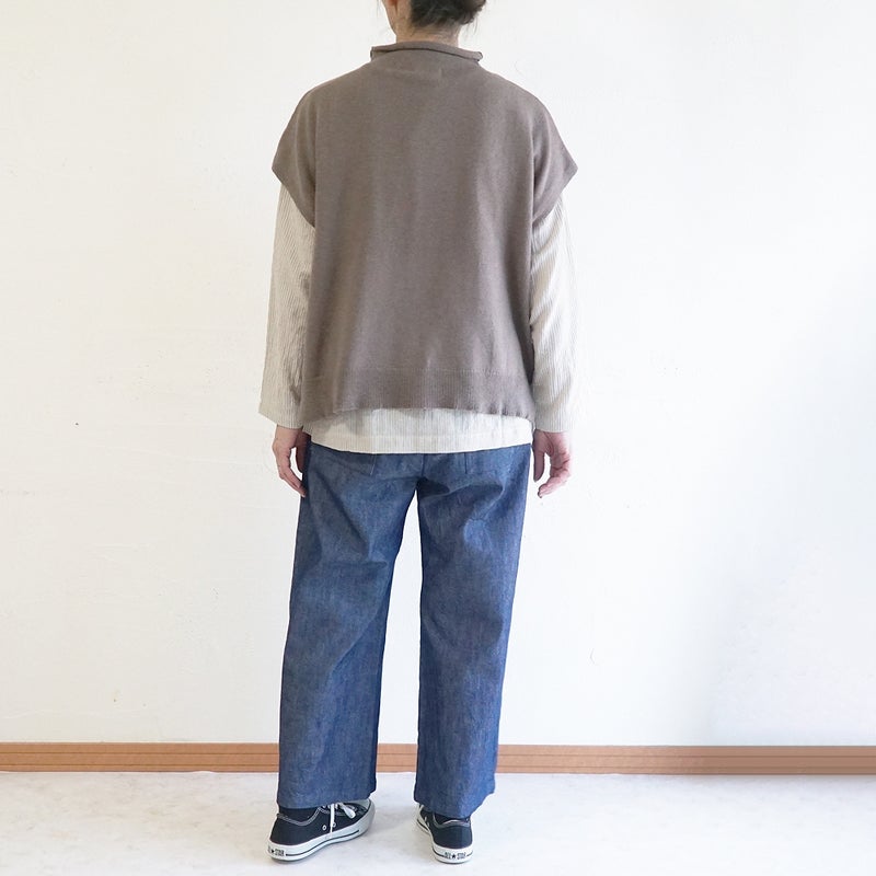 Branch m‘.,ブランチエム,ナチュラル,30代,40代,50代,60代,ウール,綿,ゆったり,ニット,ベスト,ニットベスト,ボトルネック,ボトルネックベスト,ハイネック,ハイネックベスト,