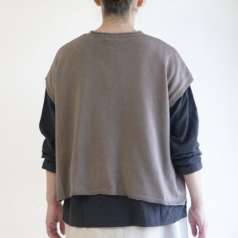 Branch m‘.,ブランチエム,ナチュラル,30代,40代,50代,60代,ウール,綿,ゆったり,ニット,ベスト,ニットベスト,前あき,前あきベスト,