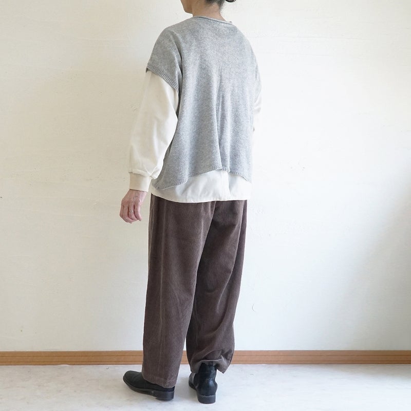 Branch m‘.,ブランチエム,ナチュラル,30代,40代,50代,60代,ウール,綿,ゆったり,ニット,ベスト,ニットベスト,前あき,前あきベスト,