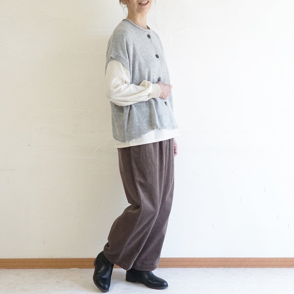 Branch m‘.,ブランチエム,ナチュラル,30代,40代,50代,60代,ウール,綿,ゆったり,ニット,ベスト,ニットベスト,前あき,前あきベスト,