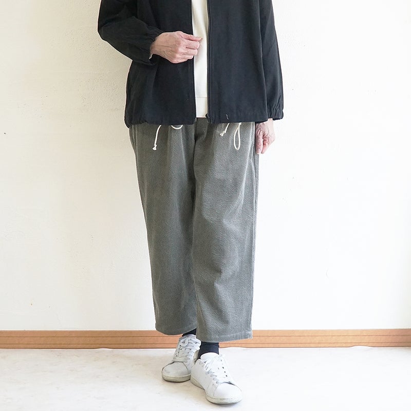 Branch m‘.,ブランチエム,ナチュラル,30代,40代,50代,60代,コーデセット,コーディネートセット,セット売り,ゆったり,ジャケット,撥水,撥水ジャケット,フードジャケット,ブルゾン,フードブルゾン,パンツ,テーパード,テーパードパンツ,コーデュロイ,コーデュロイパンツ