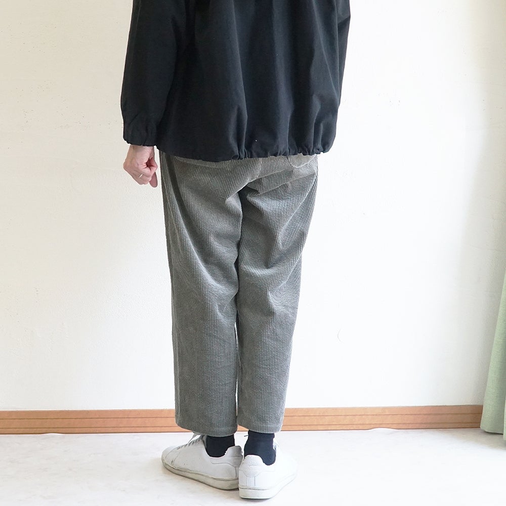 Branch m‘.,ブランチエム,ナチュラル,30代,40代,50代,60代,コーデセット,コーディネートセット,セット売り,ゆったり,ジャケット,撥水,撥水ジャケット,フードジャケット,ブルゾン,フードブルゾン,パンツ,テーパード,テーパードパンツ,コーデュロイ,コーデュロイパンツ
