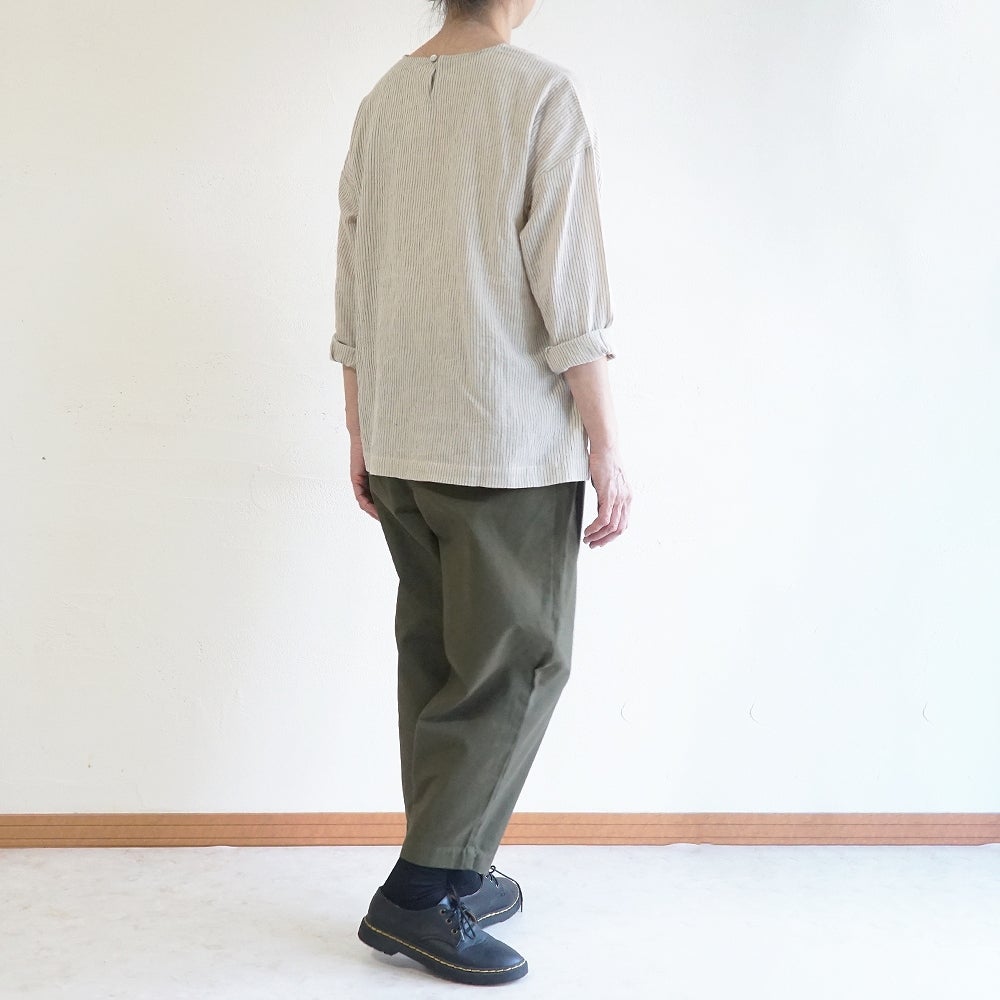 Branch m‘.,ブランチエム,ナチュラル,30代,40代,50代,60代,リネン,ゆったり,コットン,綿,pants,パンツ,テーパードパンツ,テーパード,タックパンツ,タック,タックテーパード,タックテーパードパンツ