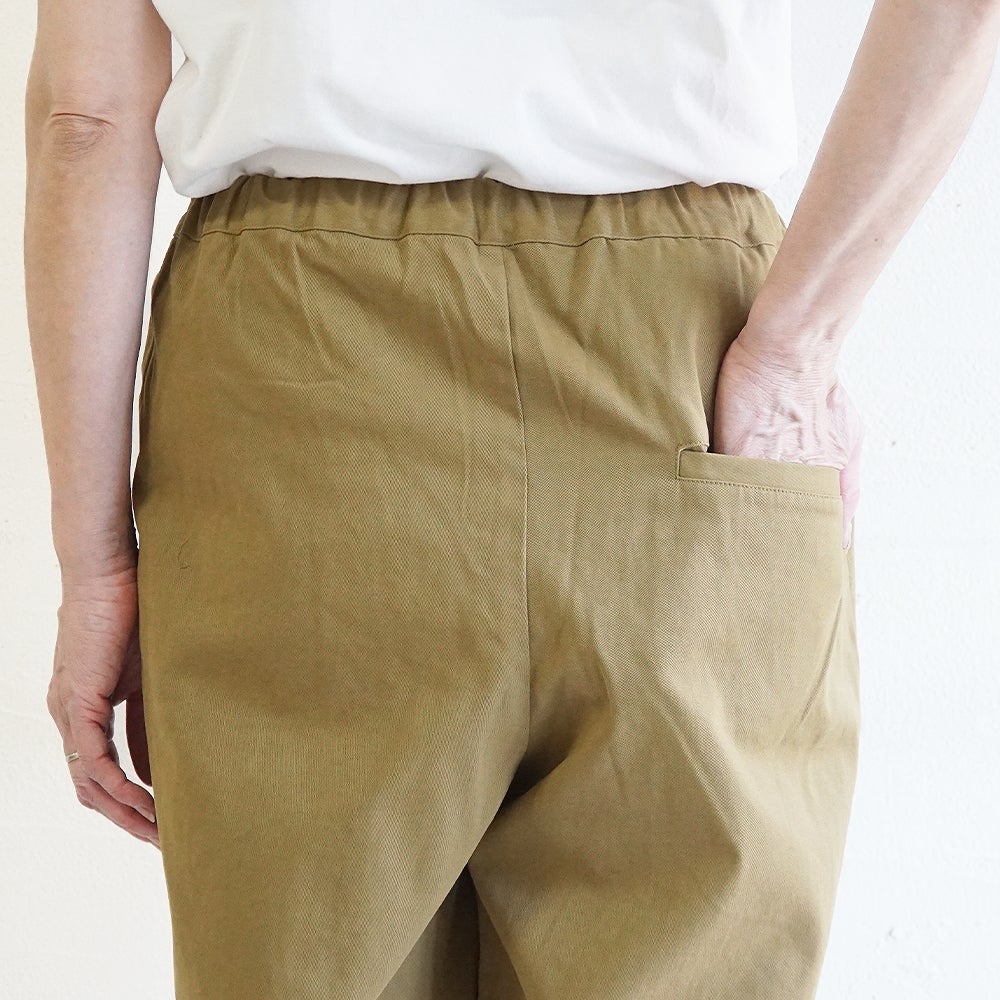 Branch m‘.,ブランチエム,ナチュラル,30代,40代,50代,60代,リネン,ゆったり,コットン,綿,pants,パンツ,テーパードパンツ,テーパード,タックパンツ,タック,タックテーパード,タックテーパードパンツ