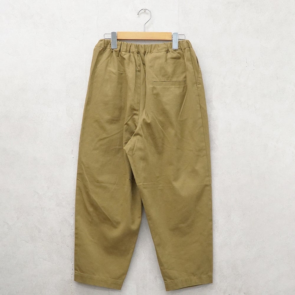 Branch m‘.,ブランチエム,ナチュラル,30代,40代,50代,60代,リネン,ゆったり,コットン,綿,pants,パンツ,テーパードパンツ,テーパード,タックパンツ,タック,タックテーパード,タックテーパードパンツ