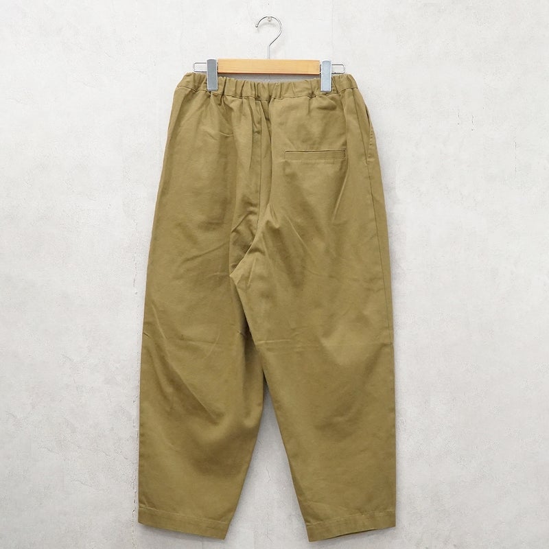 Branch m‘.,ブランチエム,ナチュラル,30代,40代,50代,60代,リネン,ゆったり,コットン,綿,pants,パンツ,テーパードパンツ,テーパード,タックパンツ,タック,タックテーパード,タックテーパードパンツ