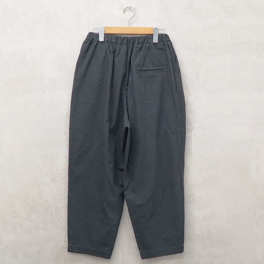 Branch m‘.,ブランチエム,ナチュラル,30代,40代,50代,60代,リネン,ゆったり,コットン,綿,pants,パンツ,テーパードパンツ,テーパード,タックパンツ,タック,タックテーパード,タックテーパードパンツ
