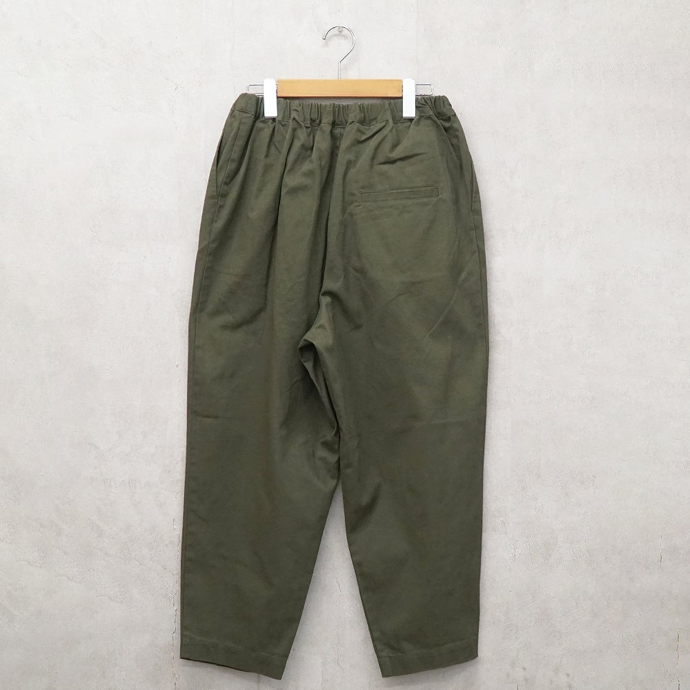 Branch m‘.,ブランチエム,ナチュラル,30代,40代,50代,60代,リネン,ゆったり,コットン,綿,pants,パンツ,テーパードパンツ,テーパード,タックパンツ,タック,タックテーパード,タックテーパードパンツ
