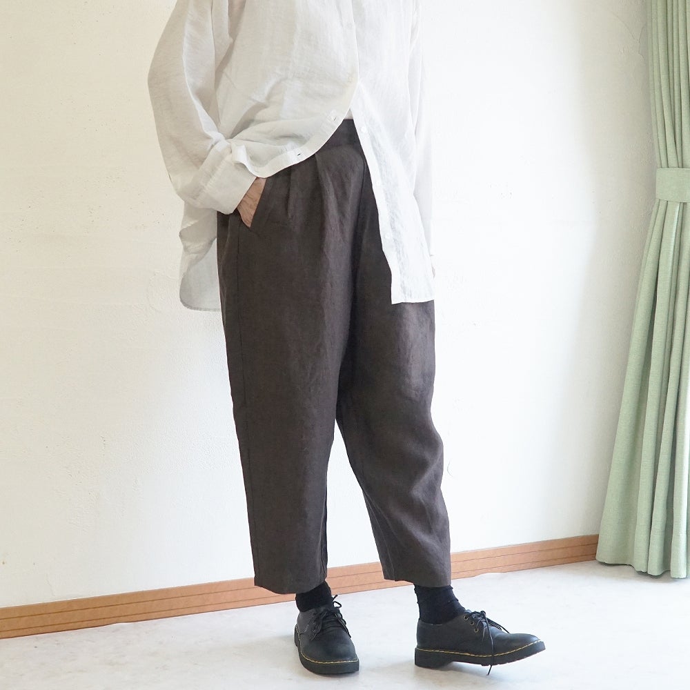 Branch m‘.,ブランチエム,ナチュラル,30代,40代,50代,60代,リネン,ゆったり,麻,pants,パンツ,テーパードパンツ,テーパード,タックパンツ,タック,タックテーパード,タックテーパードパンツ,te-to,テト