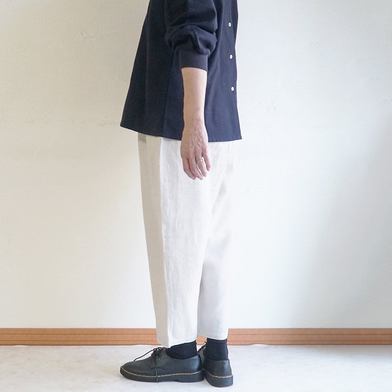 Branch m‘.,ブランチエム,ナチュラル,30代,40代,50代,60代,リネン,ゆったり,麻,pants,パンツ,テーパードパンツ,テーパード,タックパンツ,タック,タックテーパード,タックテーパードパンツ,te-to,テト