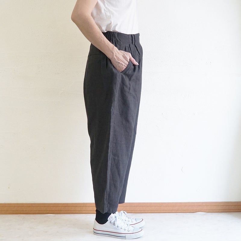 Branch m‘.,ブランチエム,ナチュラル,30代,40代,50代,60代,リネン,ゆったり,麻,pants,パンツ,テーパードパンツ,テーパード,タックパンツ,タック,タックテーパード,タックテーパードパンツ,te-to,テト