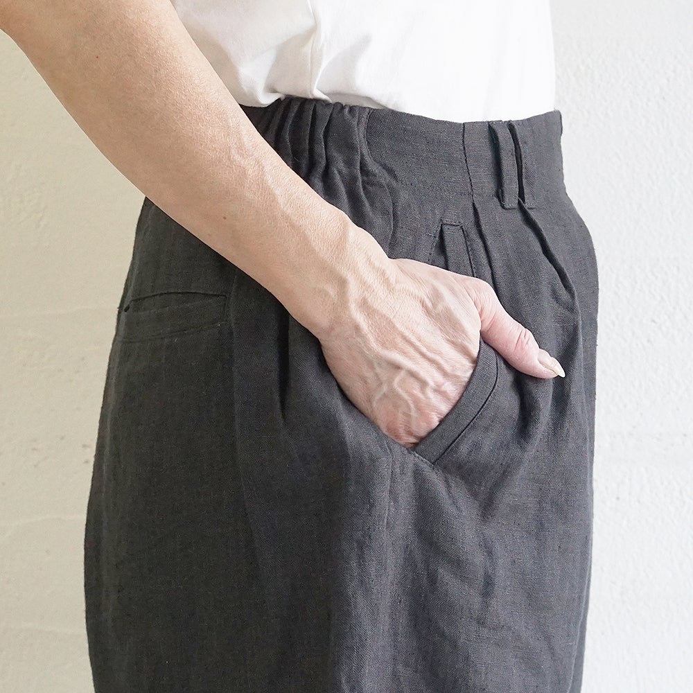 Branch m‘.,ブランチエム,ナチュラル,30代,40代,50代,60代,リネン,ゆったり,麻,pants,パンツ,テーパードパンツ,テーパード,タックパンツ,タック,タックテーパード,タックテーパードパンツ,te-to,テト