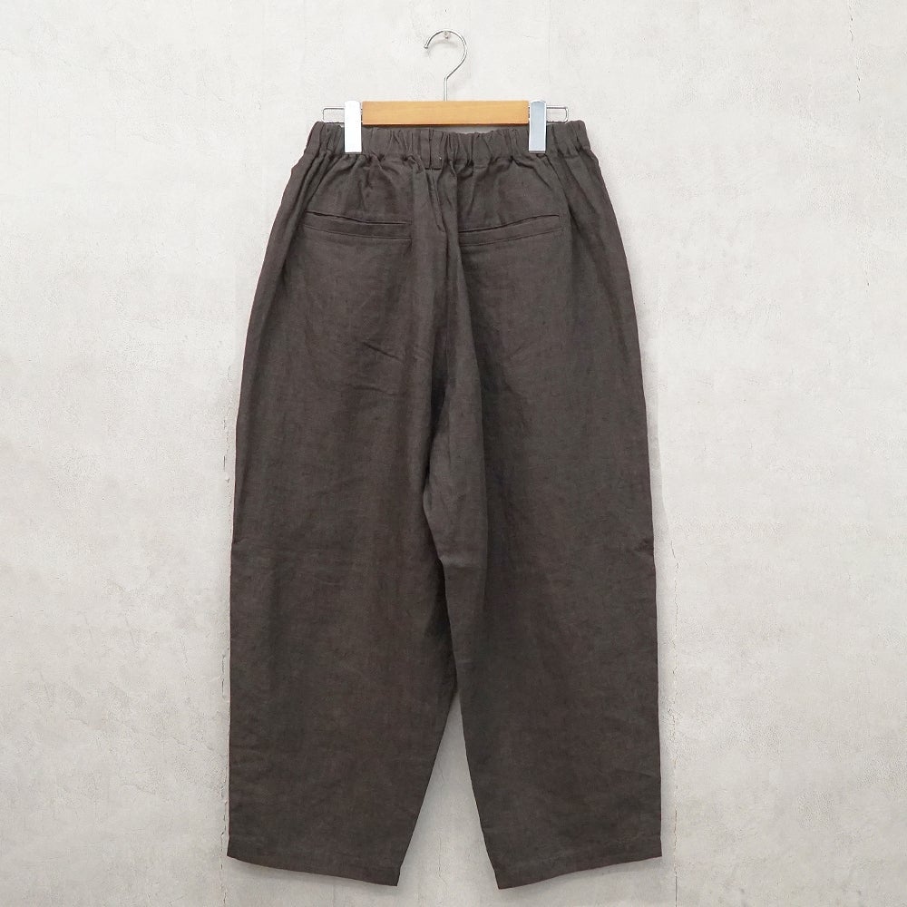 Branch m‘.,ブランチエム,ナチュラル,30代,40代,50代,60代,リネン,ゆったり,麻,pants,パンツ,テーパードパンツ,テーパード,タックパンツ,タック,タックテーパード,タックテーパードパンツ,te-to,テト