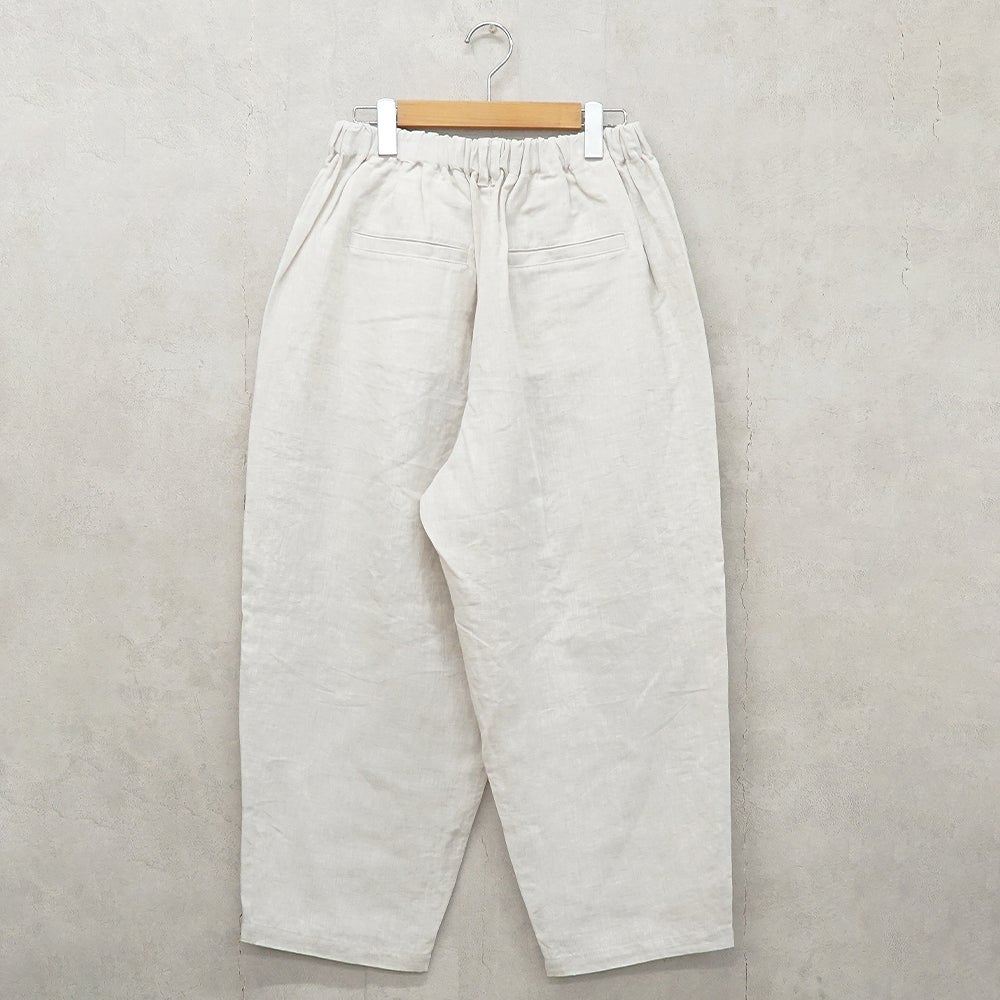 Branch m‘.,ブランチエム,ナチュラル,30代,40代,50代,60代,リネン,ゆったり,麻,pants,パンツ,テーパードパンツ,テーパード,タックパンツ,タック,タックテーパード,タックテーパードパンツ,te-to,テト